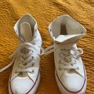 Converse All-Stars Women’s size 8, Men’s size 6. White high tops. Like new.